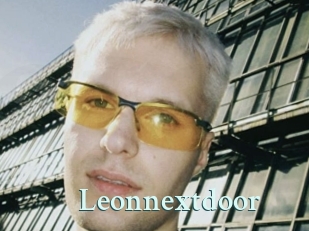 Leonnextdoor