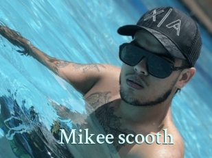 Mikee_scooth