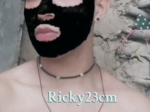 Ricky23cm